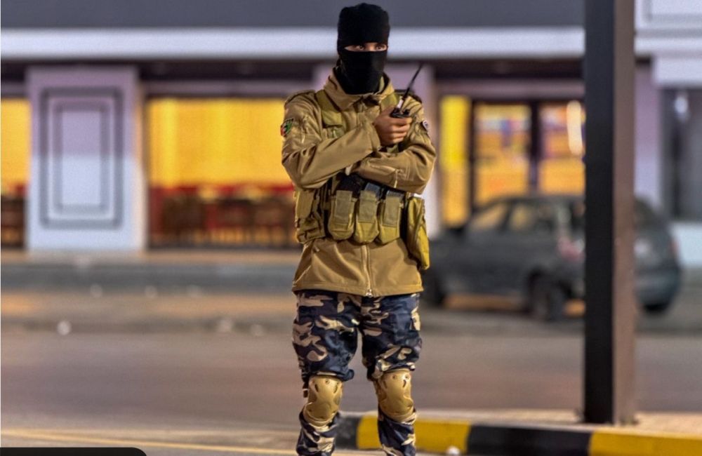 fb5f6a46 7320 423a 96a3 55d7cc15157e 0a5f3ff3