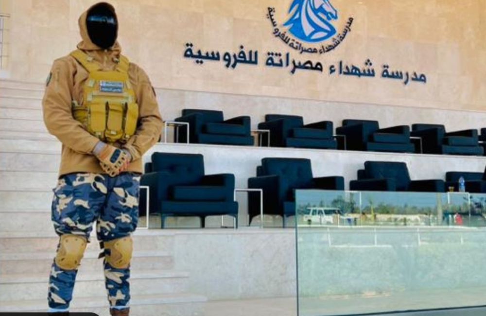 قوة التدخل والسيطرة تأمن بطولة كأس شهداء مصراتة للفروسية، في إطار جهودها المتواصلة لتأمين الفعاليات الرياضية والمجتمعية، وضمان سلامة المشاركين والحضور. 4 2e904a47 d623 4d58 82b1 36b0753918be 4a6d47ce
